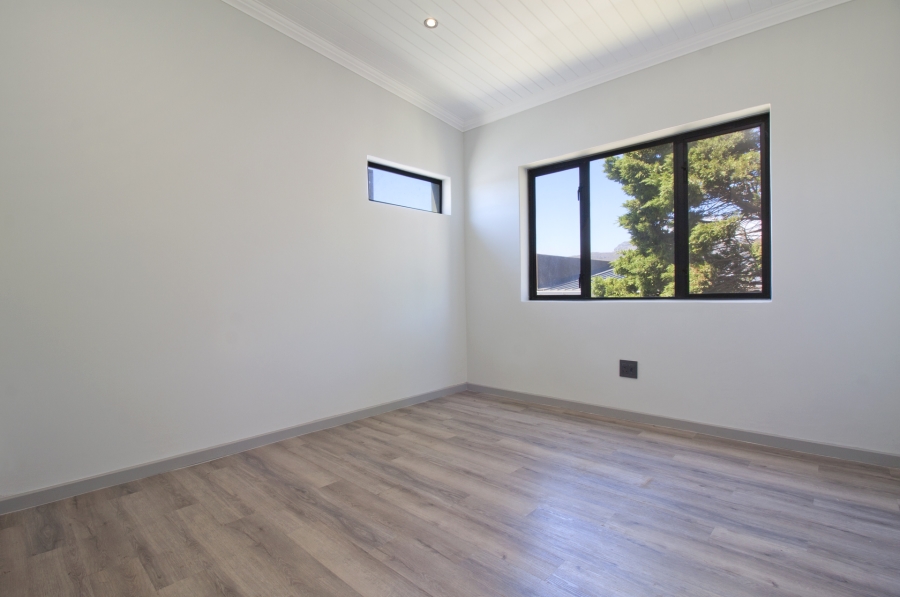 3 Bedroom Property for Sale in Capri Western Cape